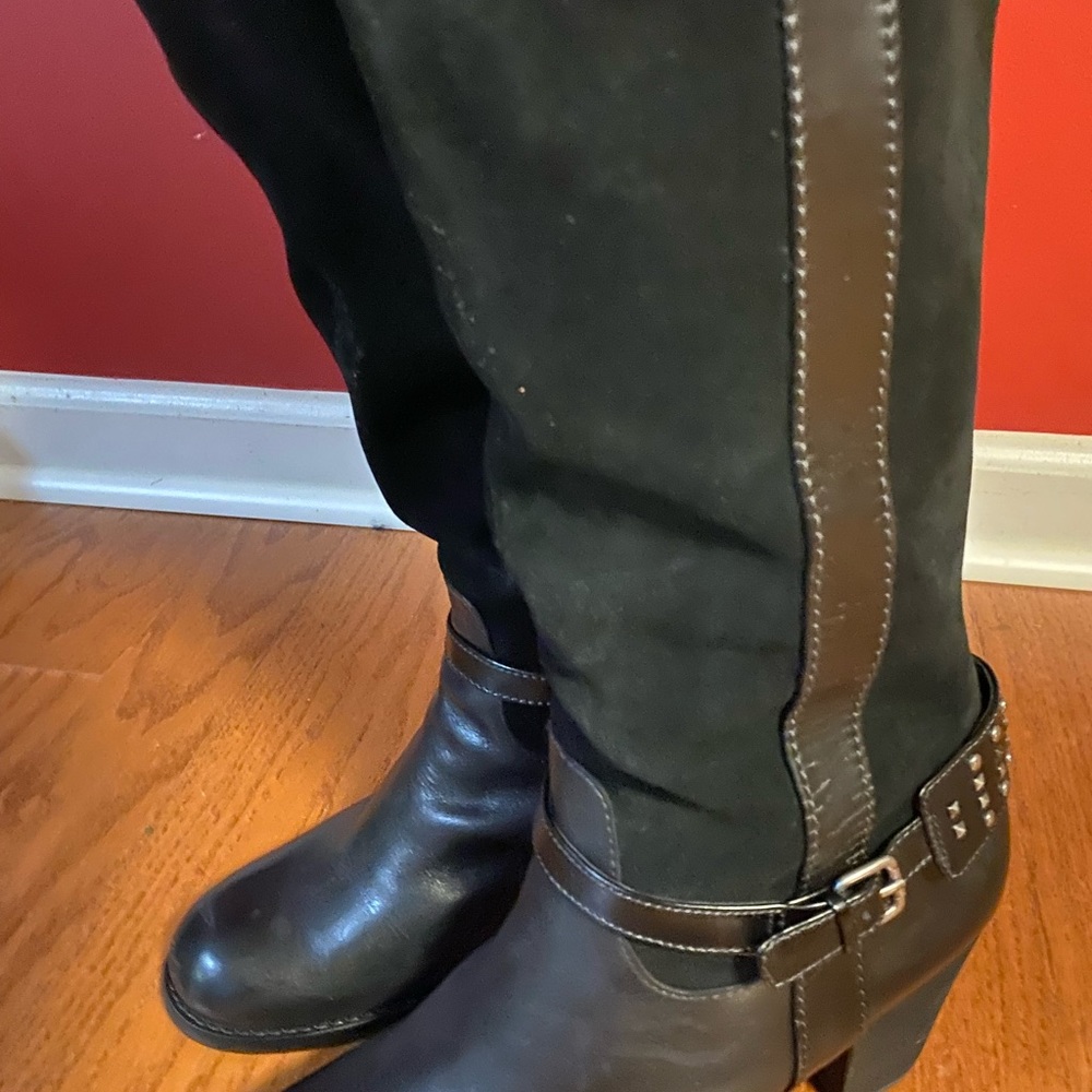Classy Knee Boots